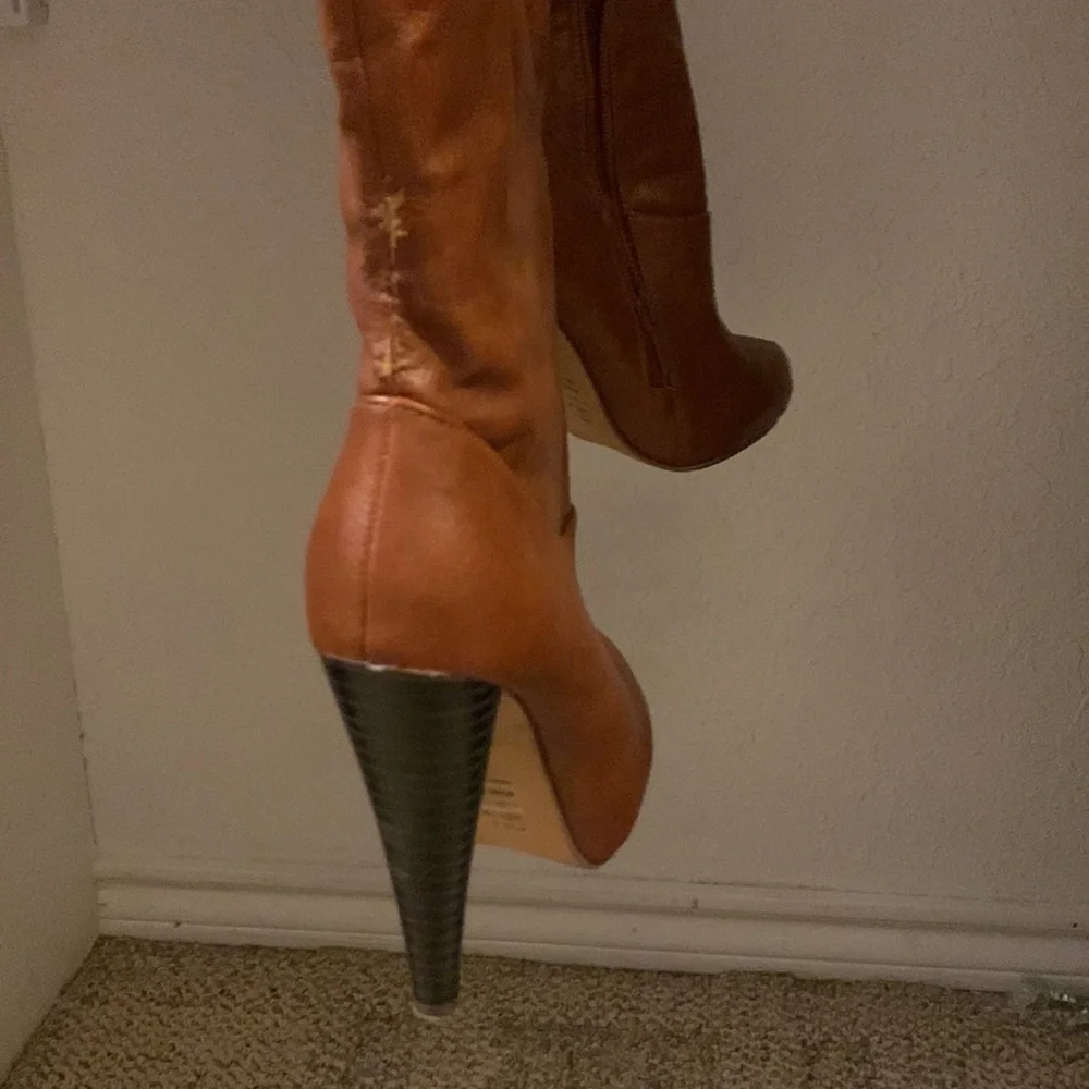 JustFab under the knee heeled boots . Only been worn a handful of times. - Picture 2 of 5